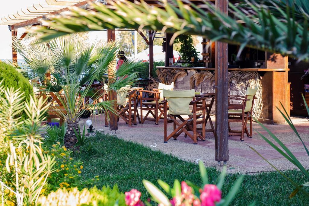 Karfas Bay View Apartment ภายนอก รูปภาพ