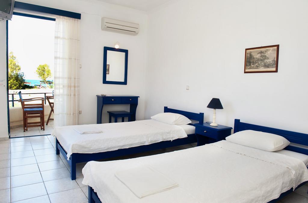 Karfas Bay View Apartment ภายนอก รูปภาพ